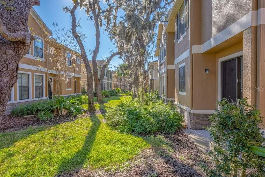 5722 Kinglethill Drive Lithia FL 33547
