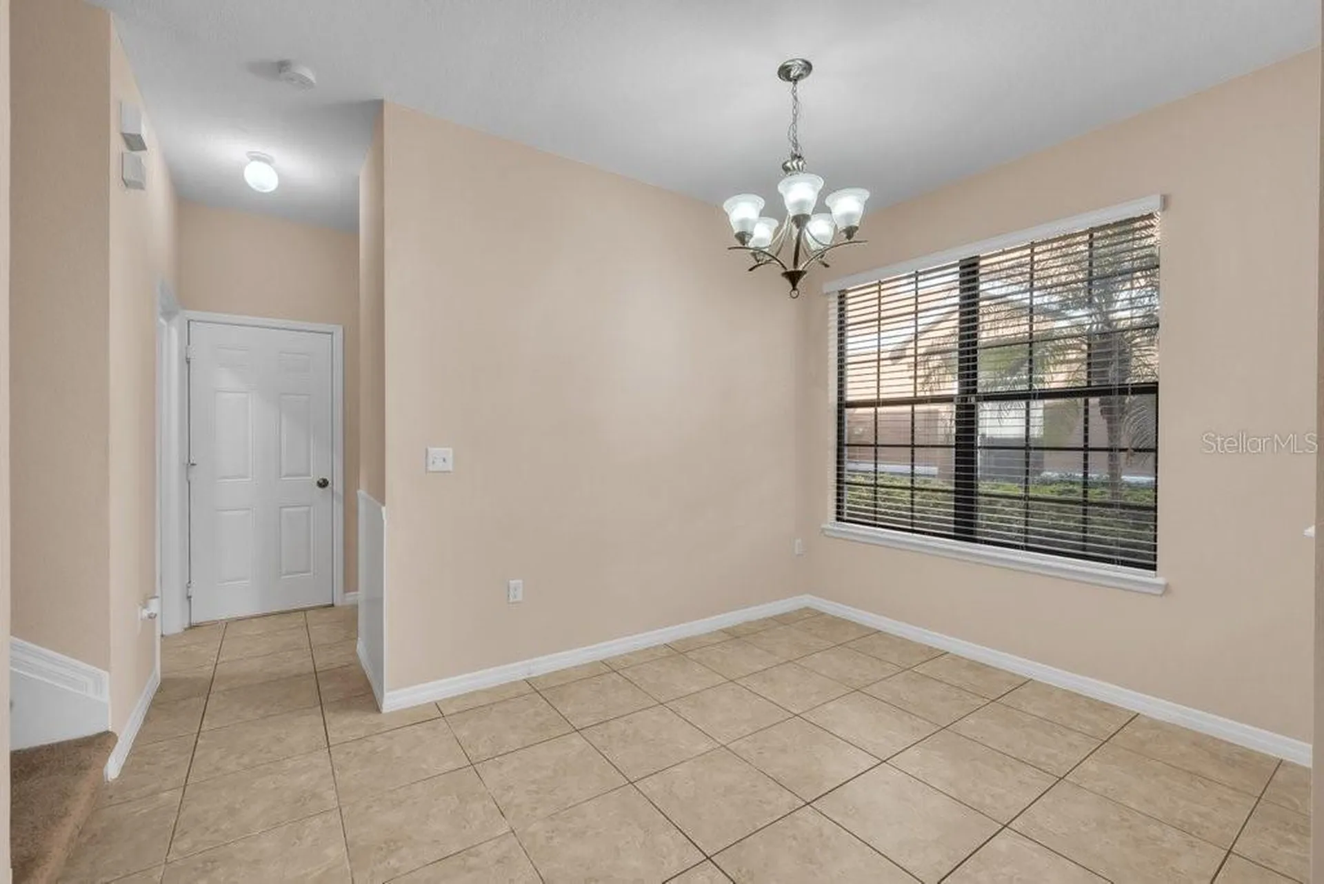 5722 Kinglethill Drive Lithia FL 33547