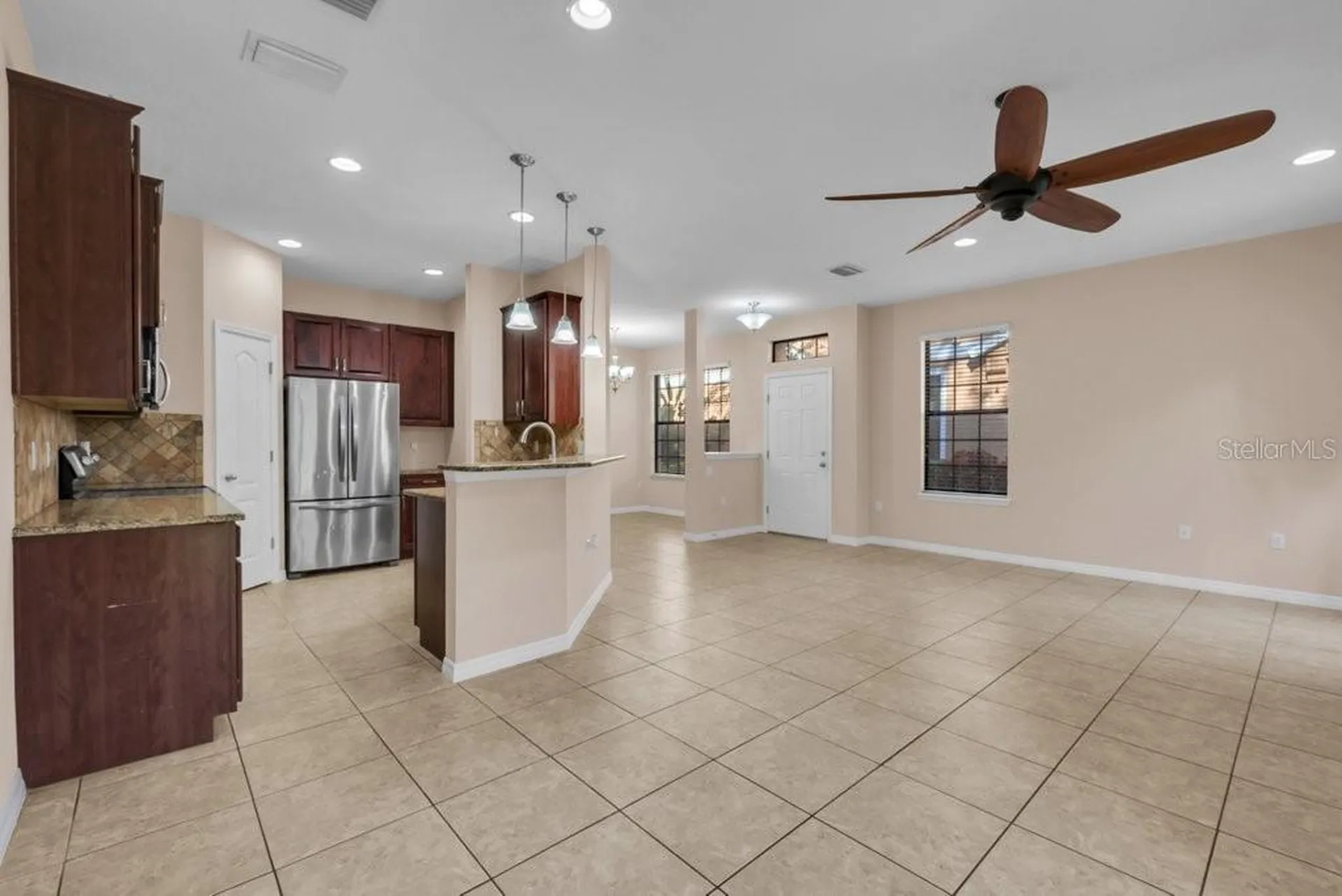 5722 Kinglethill Drive Lithia FL 33547