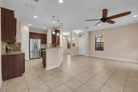 5722 Kinglethill Drive Lithia FL 33547