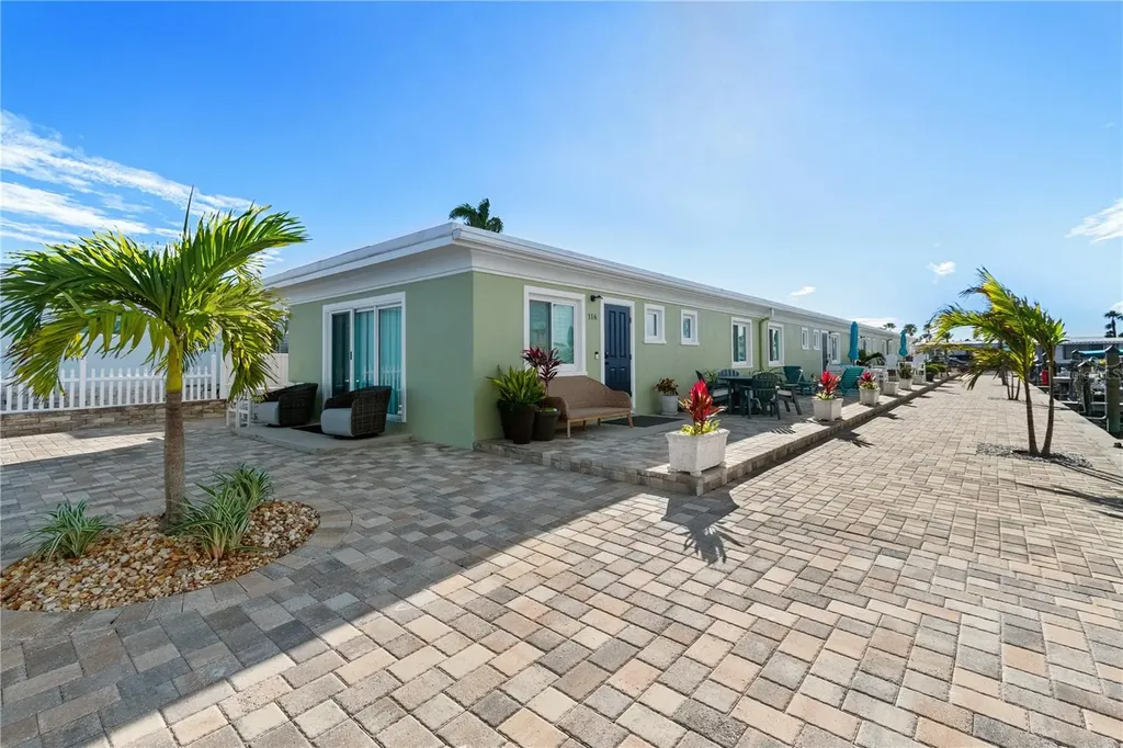 3740 Gulf Of Mexico Drive Longboat Key FL 34228