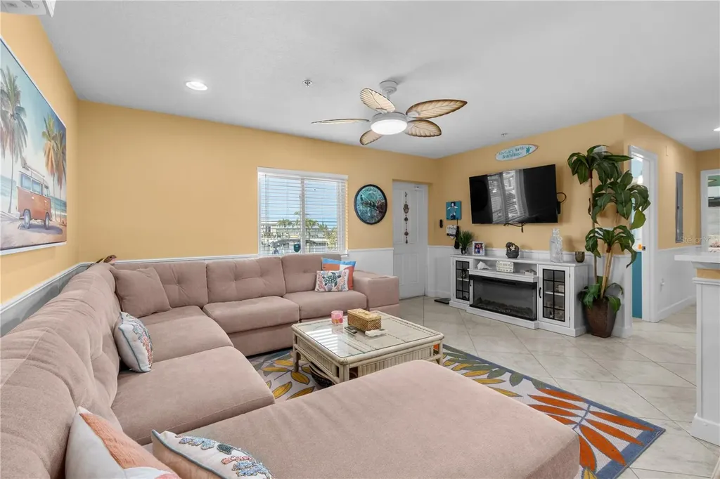 3740 Gulf Of Mexico Drive Longboat Key FL 34228