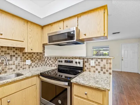 6037 Chesham Drive New Port Richey FL 34653