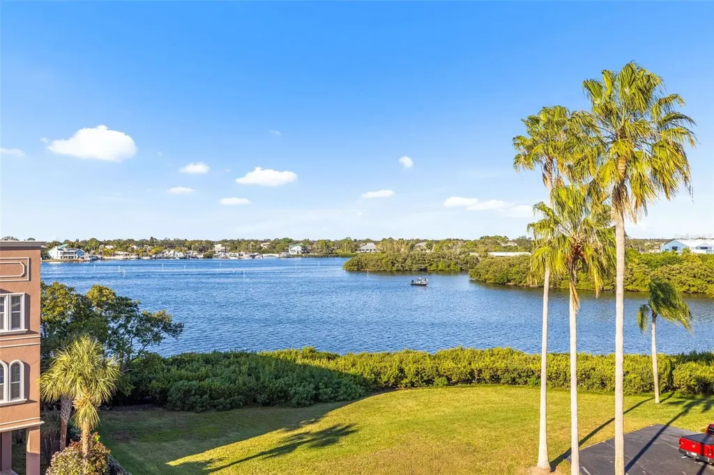 600 Reserve Lane Dunedin FL 34698