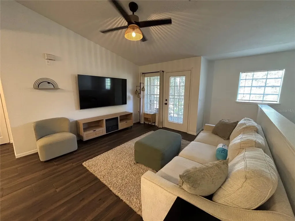 8809 Manor Loop Lakewood Ranch FL 34202