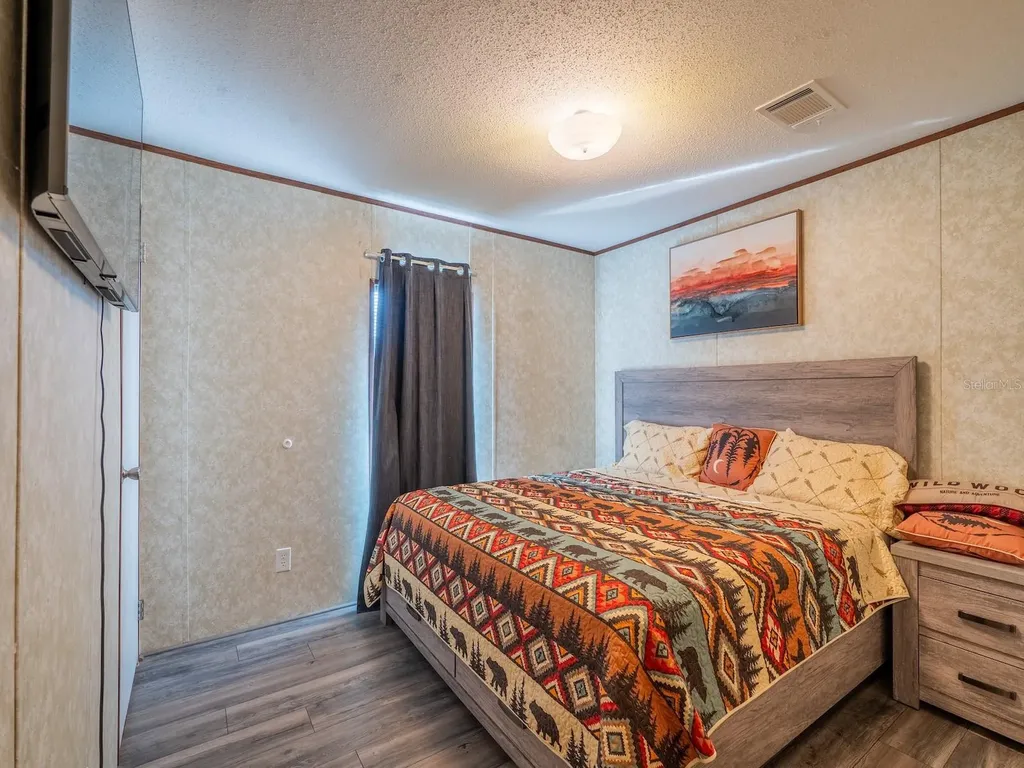 5600 NE Nfr 5 Silver Springs FL 34488