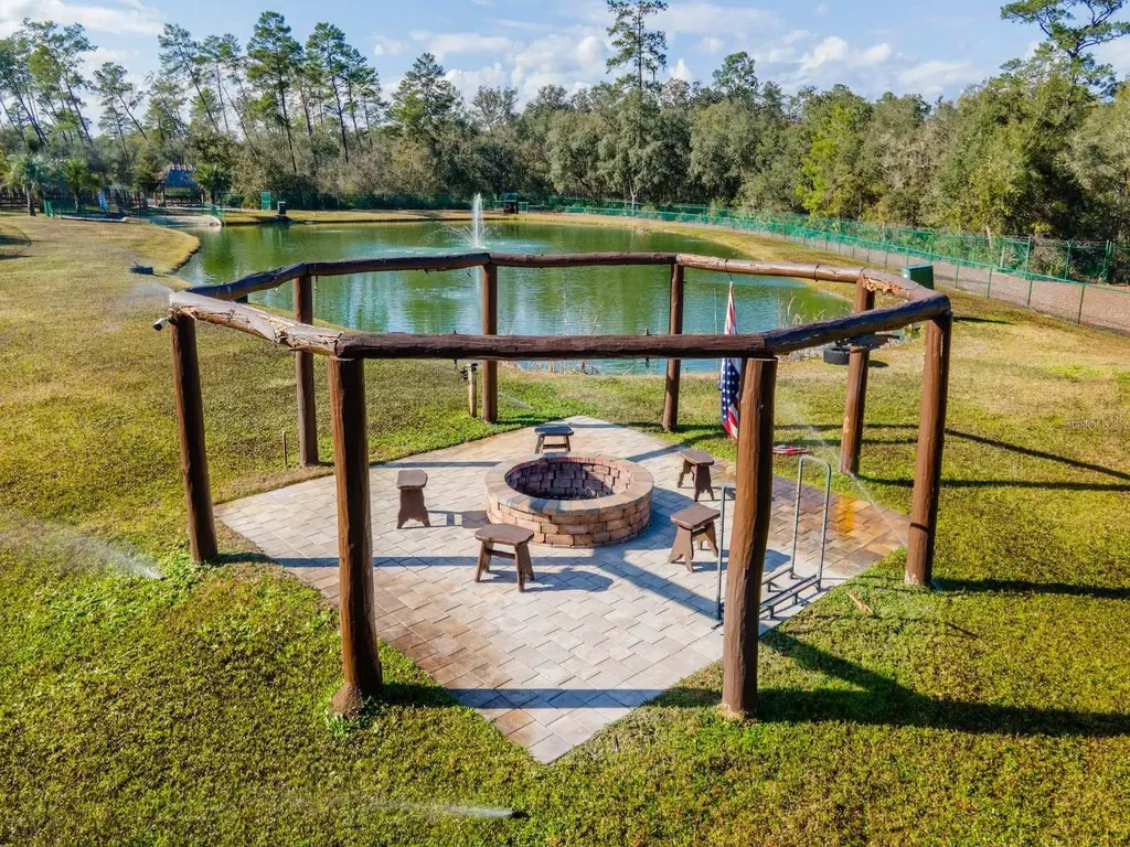 5600 NE Nfr 5 Silver Springs FL 34488