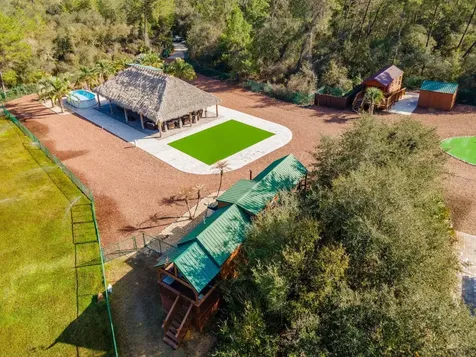 5600 NE Nfr 5 Silver Springs FL 34488