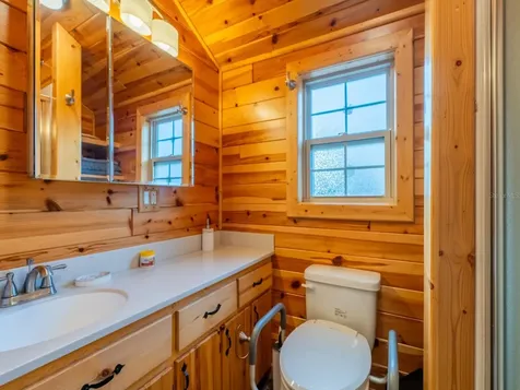 5600 NE Nfr 5 Silver Springs FL 34488