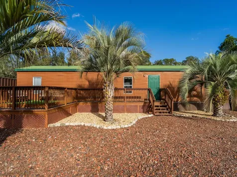 5600 NE Nfr 5 Silver Springs FL 34488