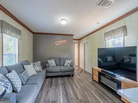 5600 NE Nfr 5 Silver Springs FL 34488