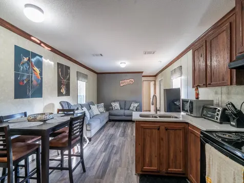 5600 NE Nfr 5 Silver Springs FL 34488