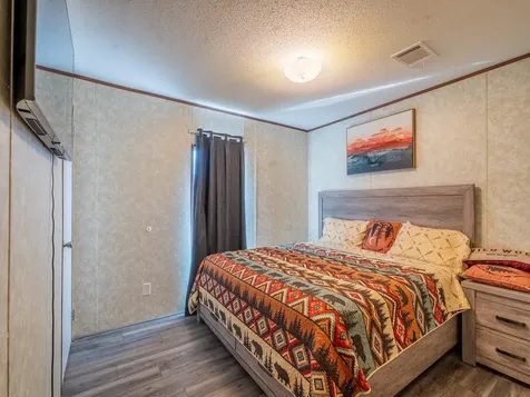 5600 NE Nfr 5 Silver Springs FL 34488