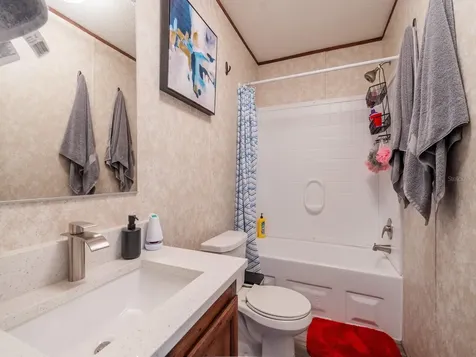 5600 NE Nfr 5 Silver Springs FL 34488