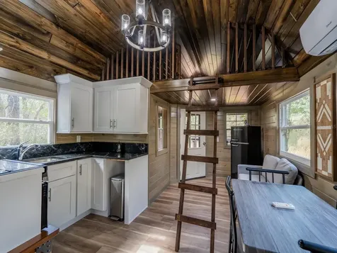 5600 NE Nfr 5 Silver Springs FL 34488