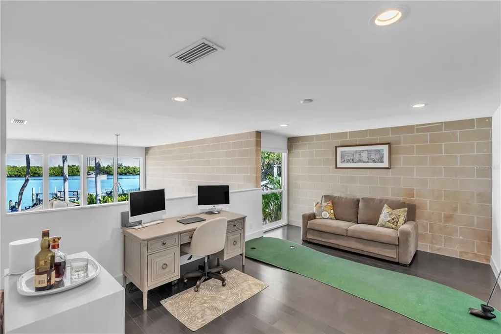 701 Tyler Drive Sarasota FL 34236