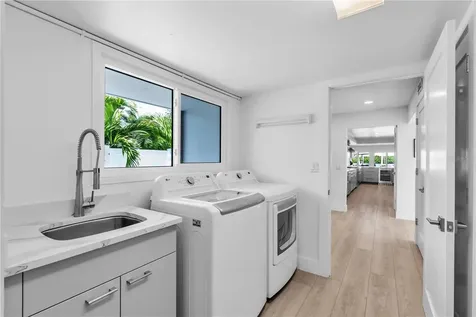 701 Tyler Drive Sarasota FL 34236
