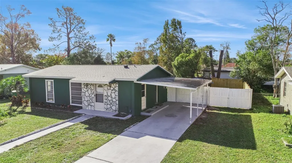 962 Saxon Boulevard Deltona FL 32725