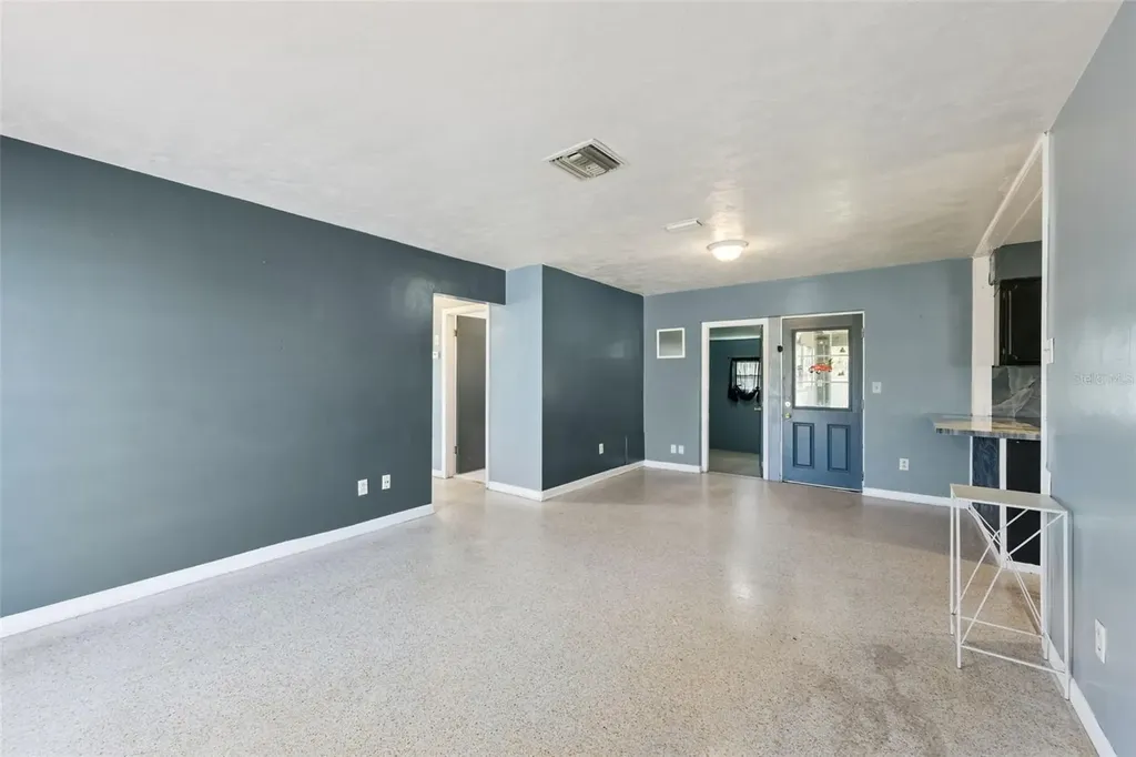 962 Saxon Boulevard Deltona FL 32725