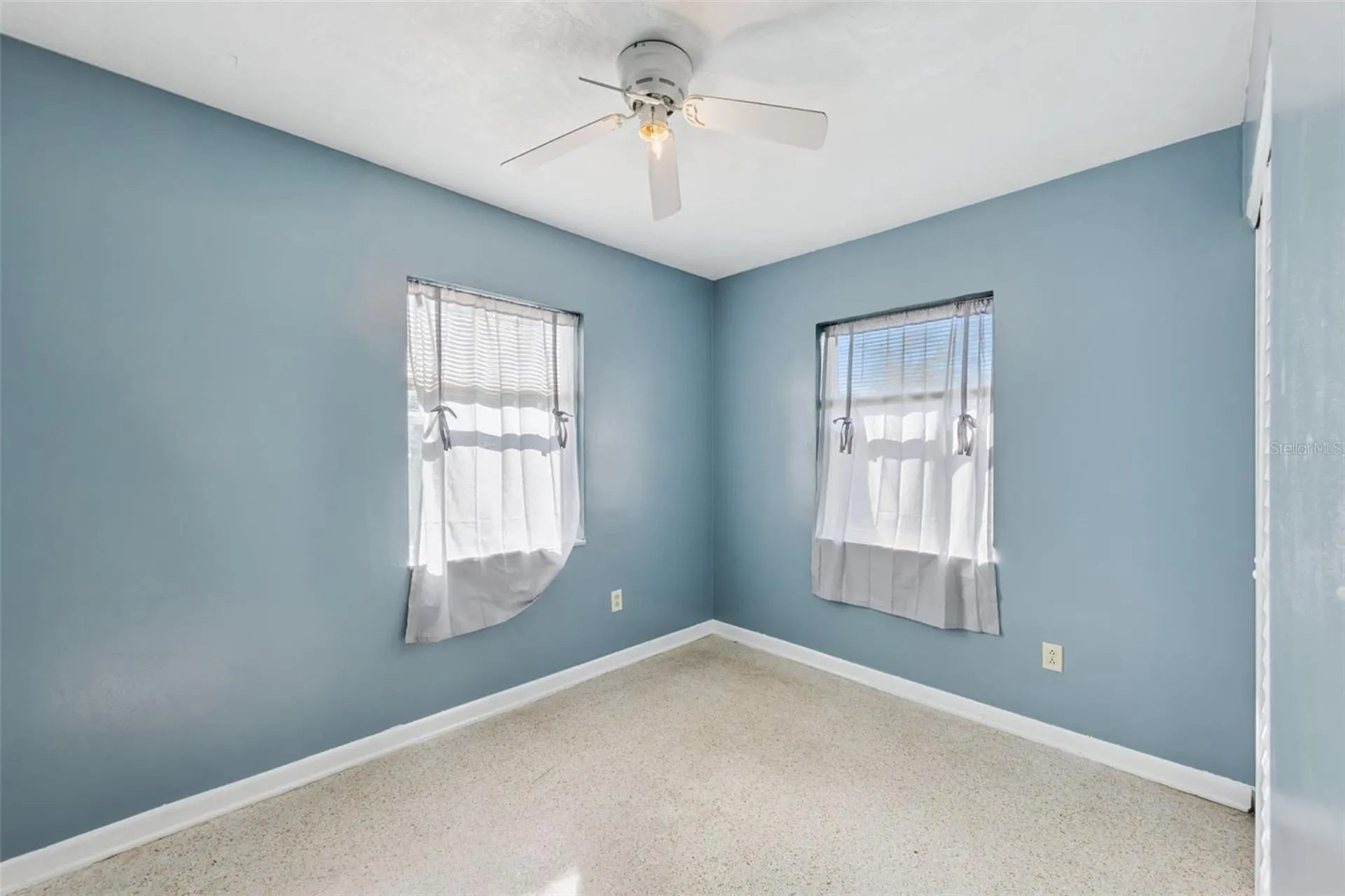 962 Saxon Boulevard Deltona FL 32725