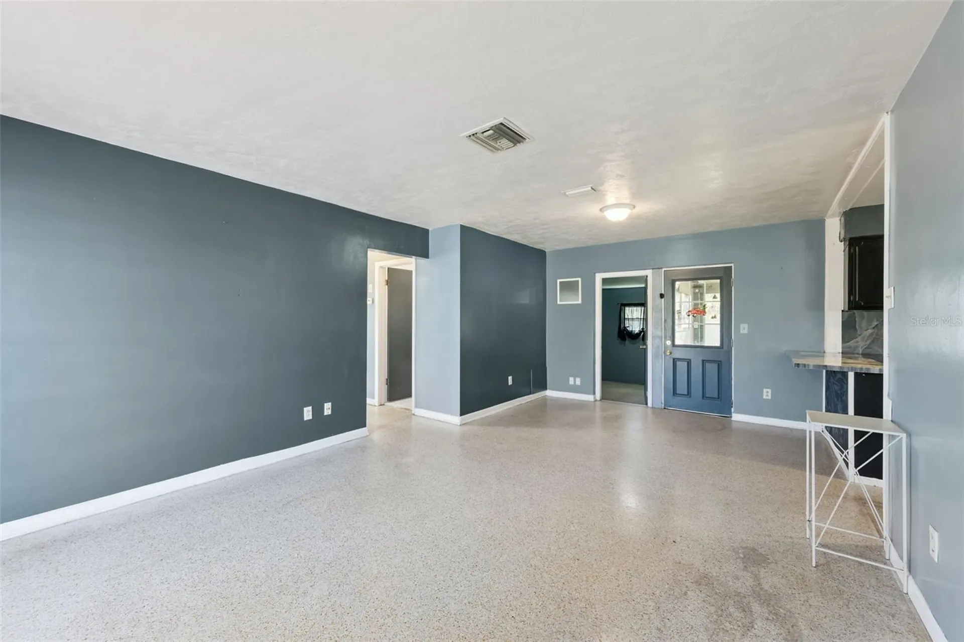 962 Saxon Boulevard Deltona FL 32725
