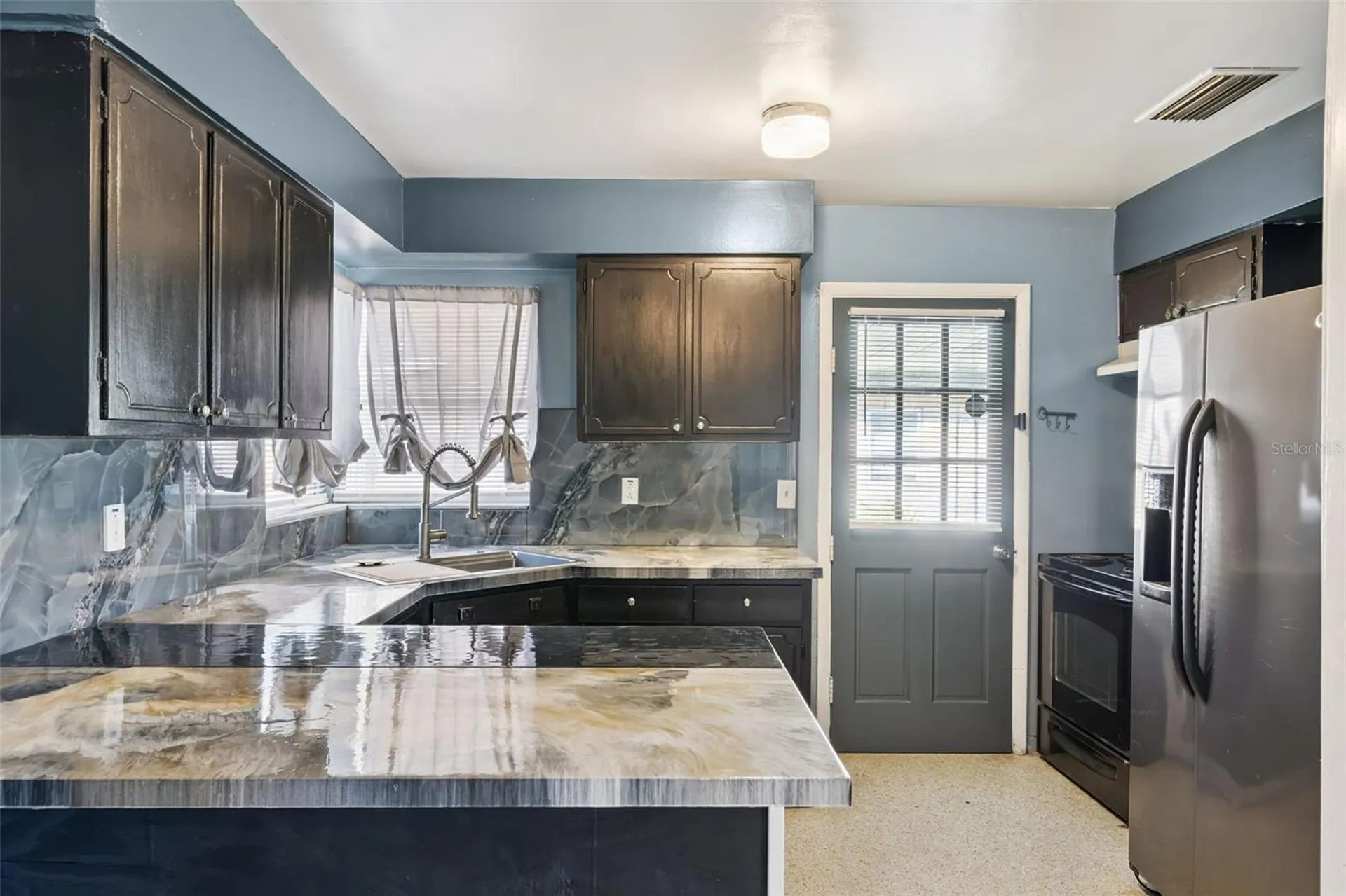 962 Saxon Boulevard Deltona FL 32725
