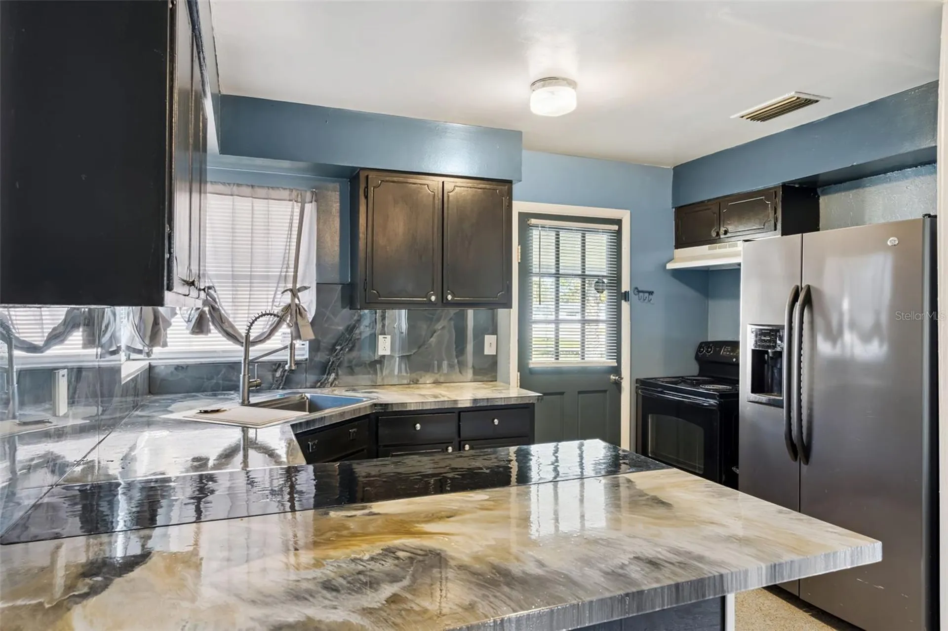 962 Saxon Boulevard Deltona FL 32725