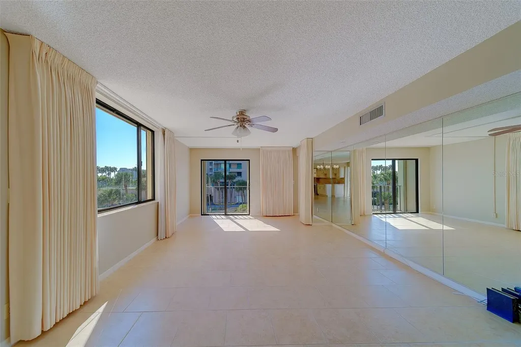 1480 Gulf Boulevard Clearwater Beach FL 33767