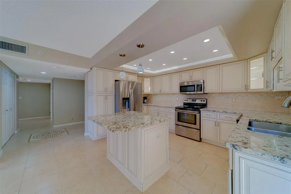 1480 Gulf Boulevard Clearwater Beach FL 33767