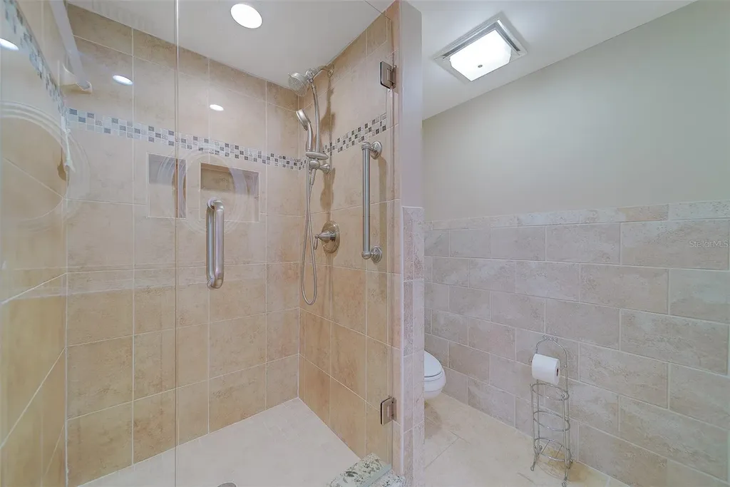 1480 Gulf Boulevard Clearwater Beach FL 33767
