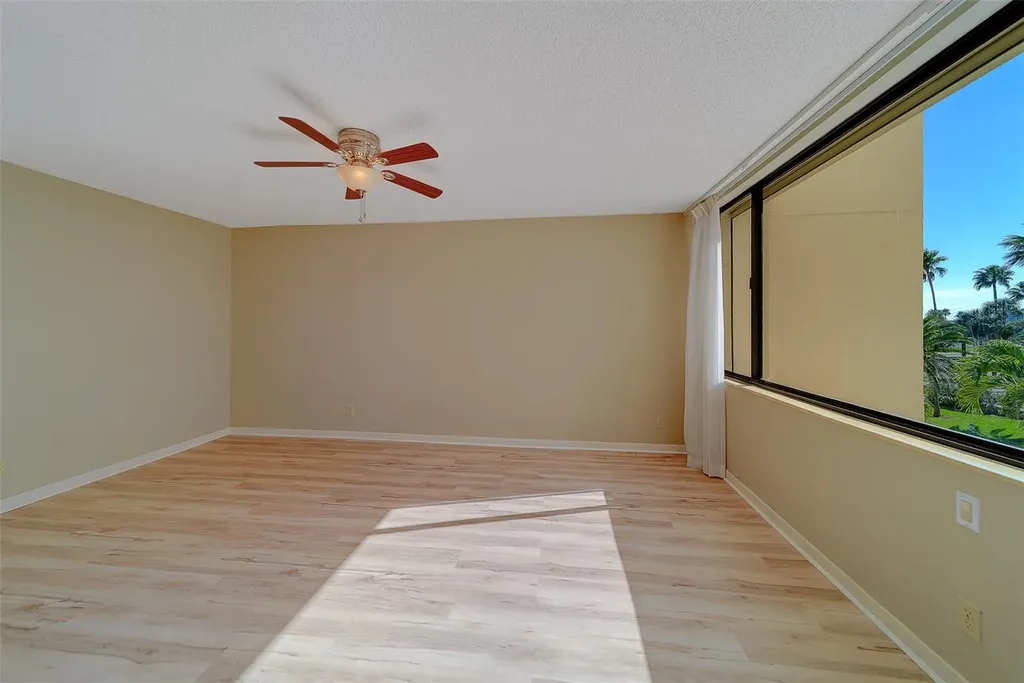1480 Gulf Boulevard Clearwater Beach FL 33767
