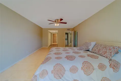 1480 Gulf Boulevard Clearwater Beach FL 33767