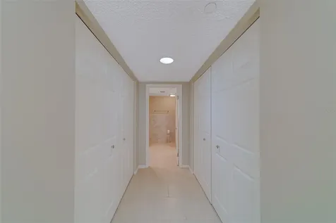 1480 Gulf Boulevard Clearwater Beach FL 33767