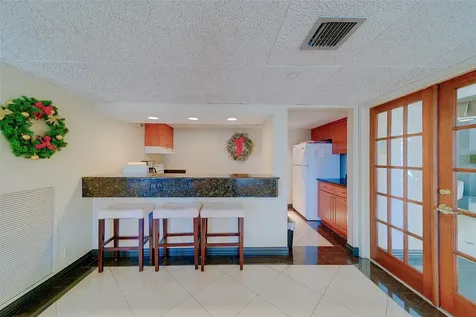1480 Gulf Boulevard Clearwater Beach FL 33767