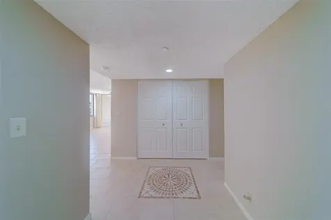 1480 Gulf Boulevard Clearwater Beach FL 33767