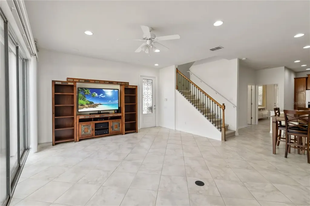 8681 Lower Villagewalk Circle Orlando FL 32827
