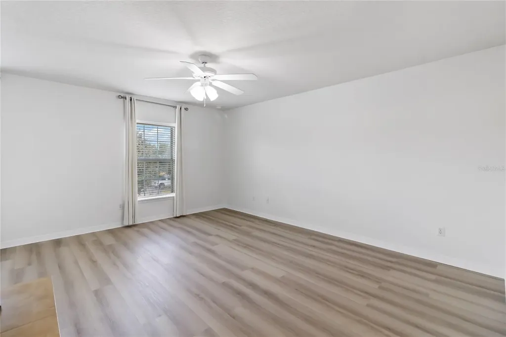 8681 Lower Villagewalk Circle Orlando FL 32827