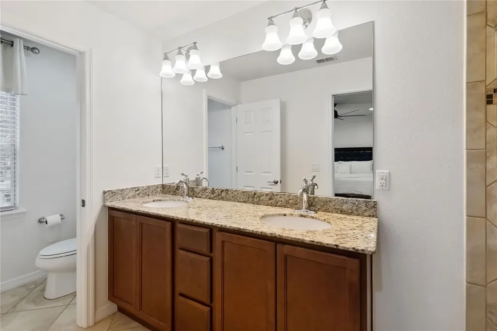8681 Lower Villagewalk Circle Orlando FL 32827