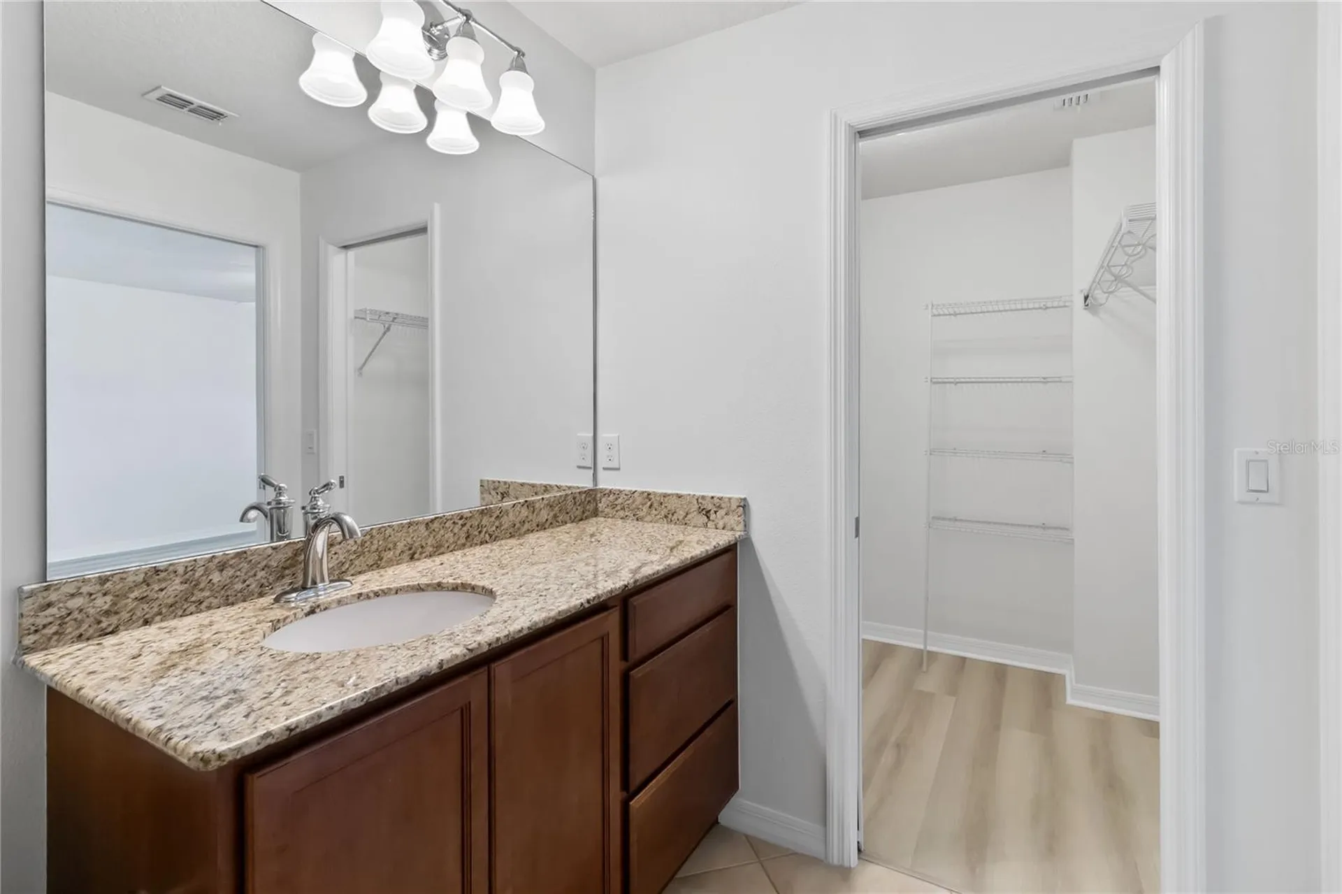 8681 Lower Villagewalk Circle Orlando FL 32827