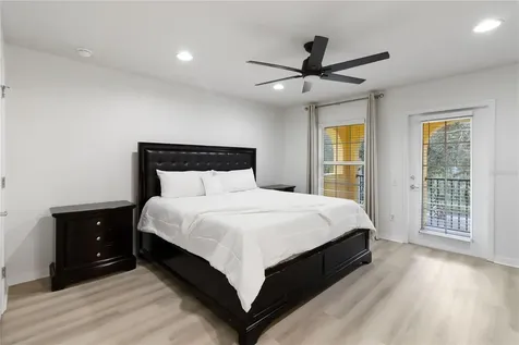 8681 Lower Villagewalk Circle Orlando FL 32827