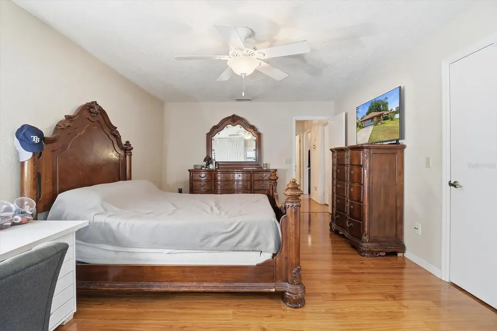 3265 NE 30 Court Ocala FL 34479