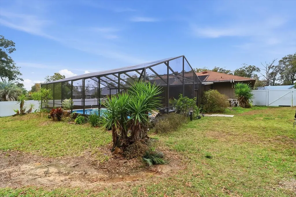 3265 NE 30 Court Ocala FL 34479