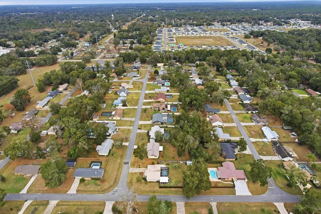 3265 NE 30 Court Ocala FL 34479