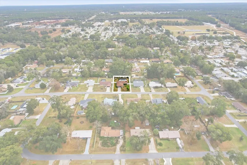 3265 NE 30 Court Ocala FL 34479