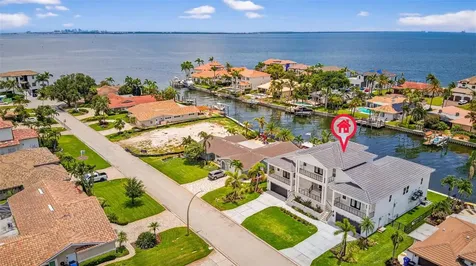 2050 Hawaii Avenue NE St Petersburg FL 33703