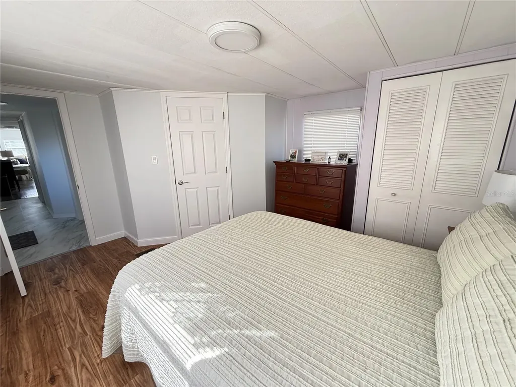 7129 Mount Arlington Drive NE St Petersburg FL 33702