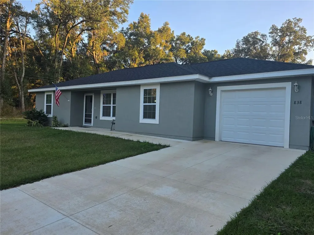 838 NW 124th Street Citra FL 32113