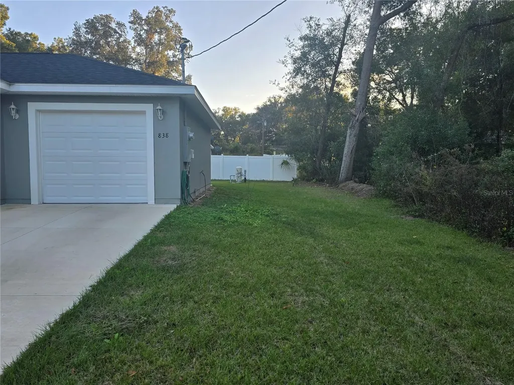 838 NW 124th Street Citra FL 32113