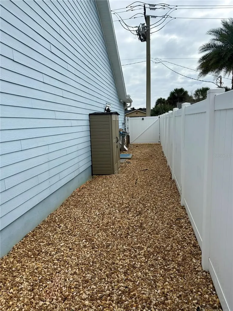 630 S 23rd Street Flagler Beach FL 32136
