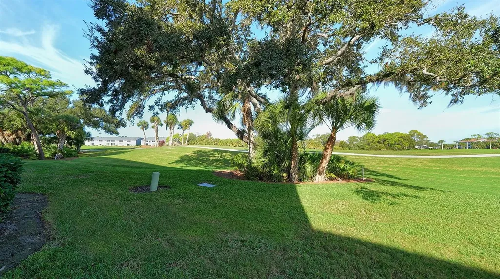 9620 Club South Circle Sarasota FL 34238